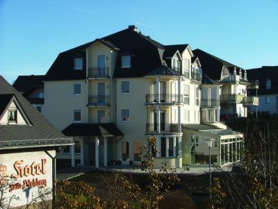 Hotel Zum Rehberg Kastellaun Bagian luar foto